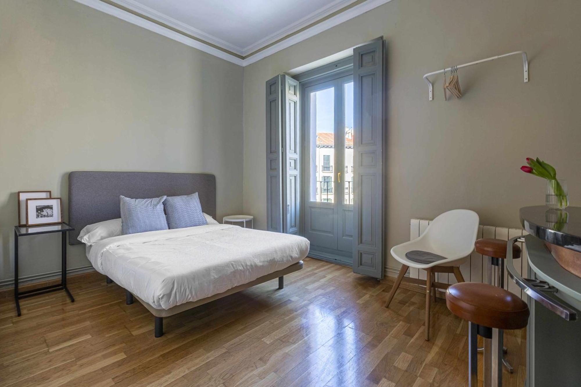 Sol Y Tirso Rooms Madrid Bagian luar foto