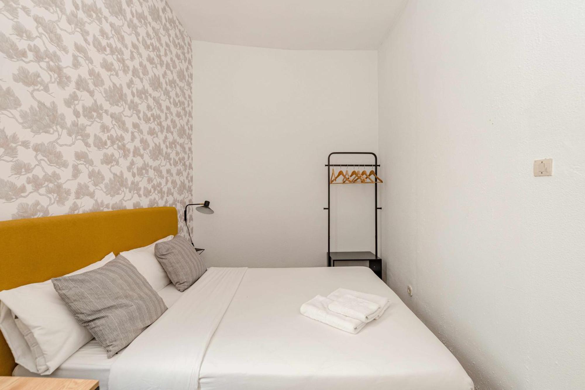 Sol Y Tirso Rooms Madrid Bagian luar foto