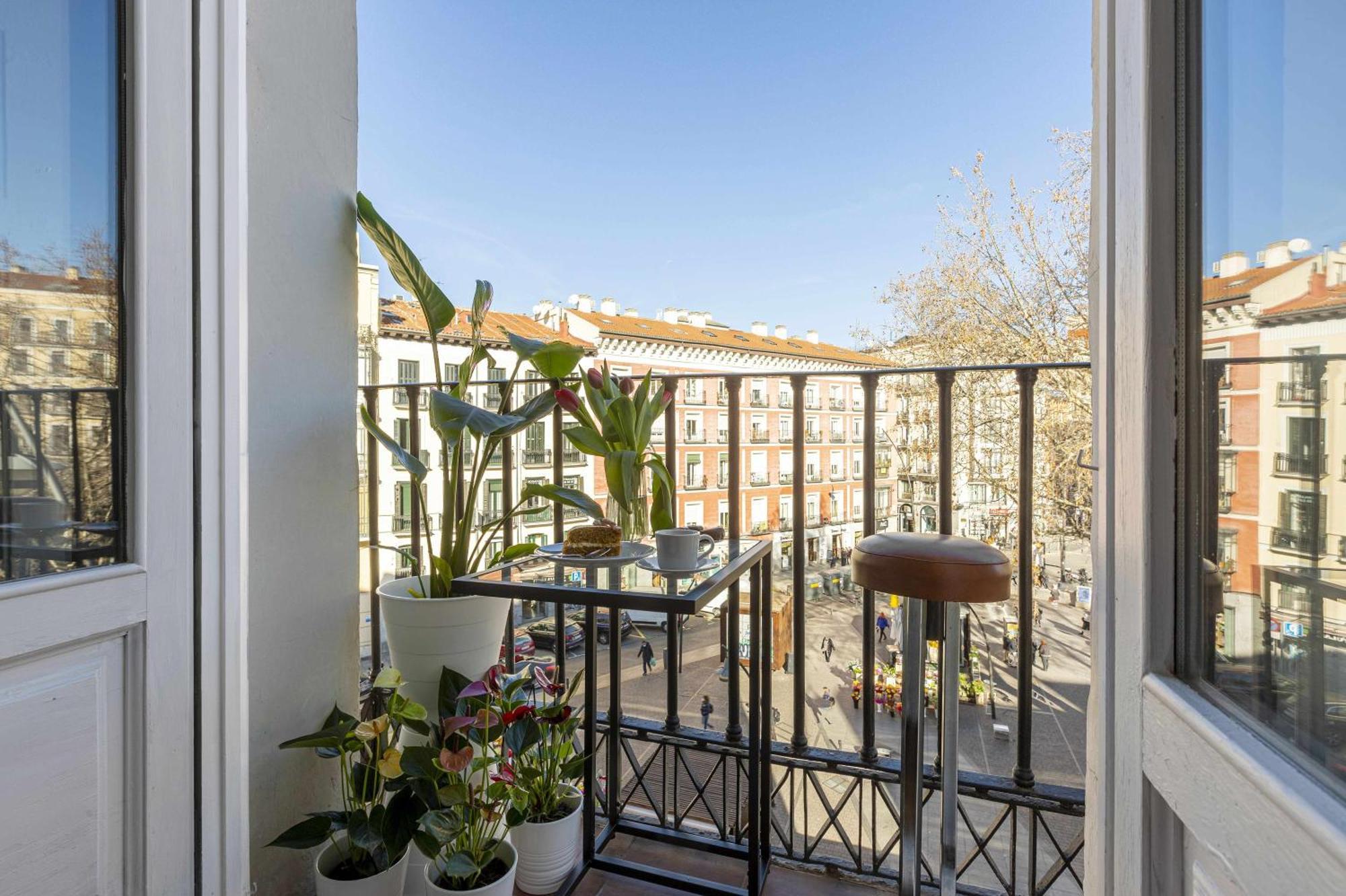 Sol Y Tirso Rooms Madrid Bagian luar foto