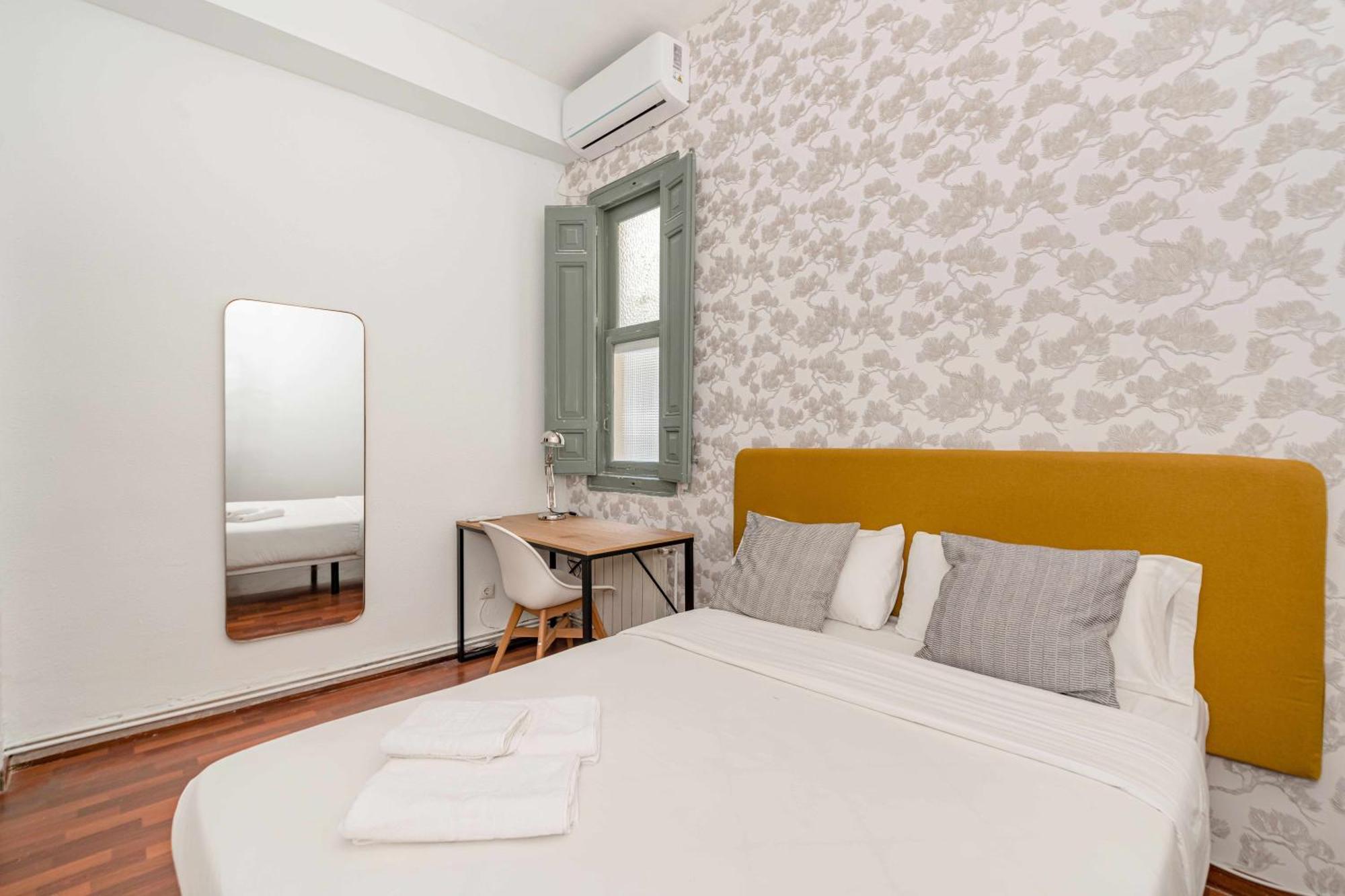 Sol Y Tirso Rooms Madrid Bagian luar foto